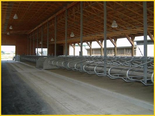 وجهاً لوجه نوع 1.30m / بقرة سياج الماشية مجاني كشك قابل للتعديل الحجم